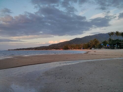 Early morning beach in Lamai